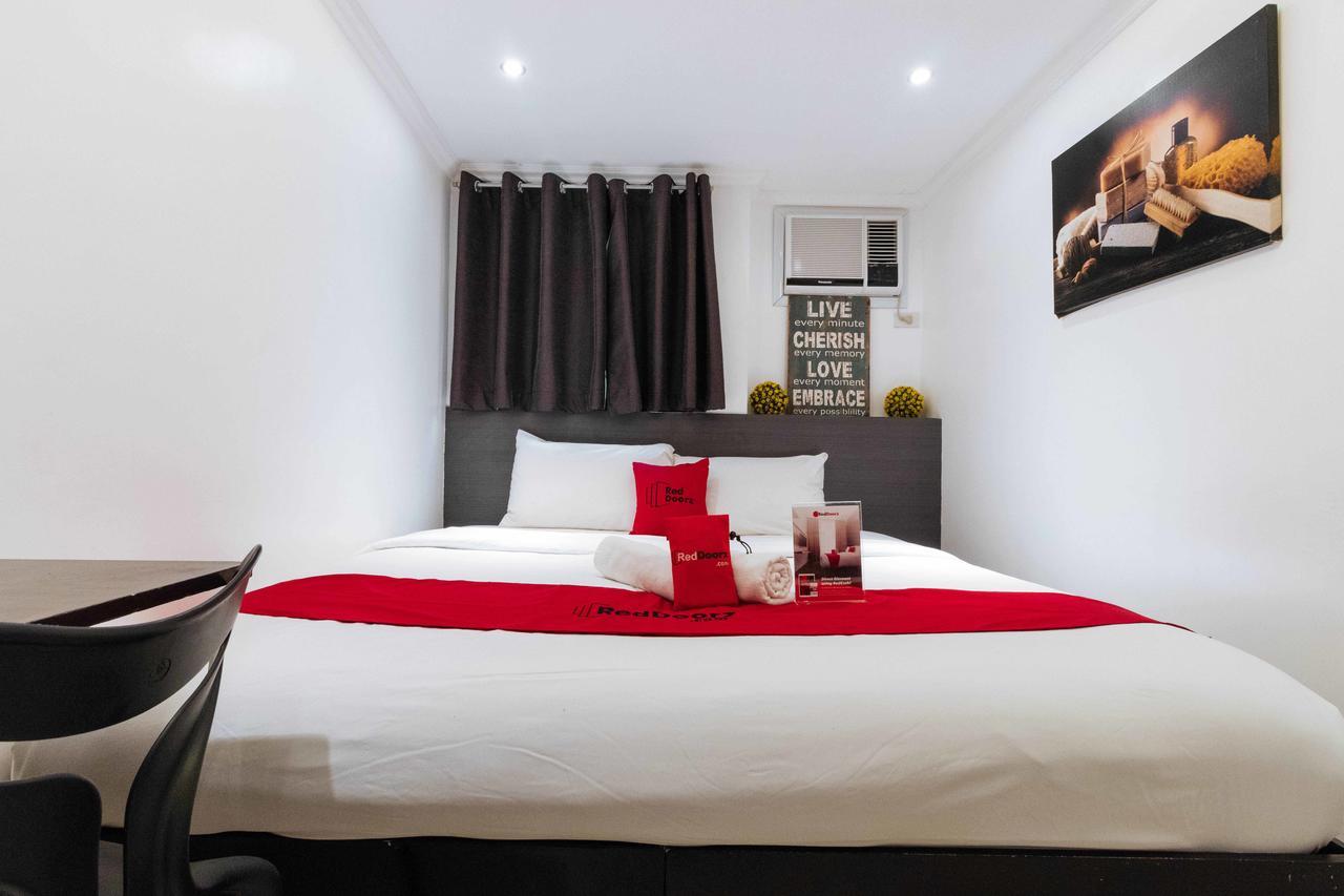 Reddoorz Plus @ Poblacion Makati Makati City Extérieur photo
