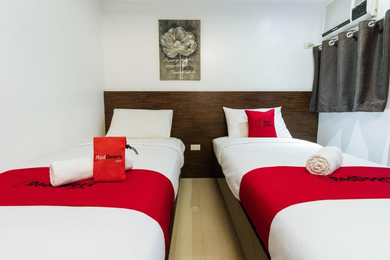 Reddoorz Plus @ Poblacion Makati Makati City Extérieur photo